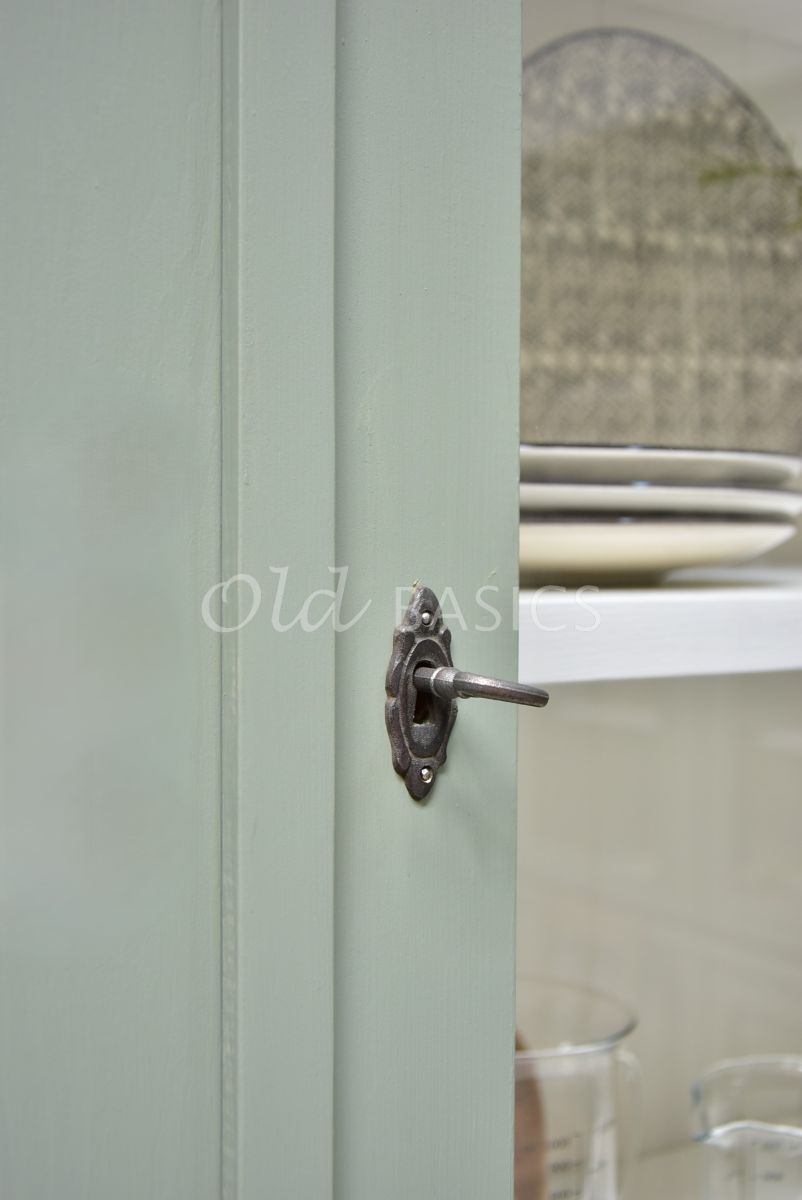 Detail van Vitrinekast Grenoble, 3 deuren, RAL7033, groen, grijs, materiaal hout